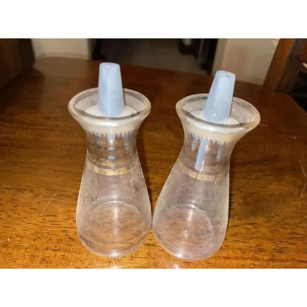 Vintage‎ Set PYREX Oil and Vinegar Cruets Gold Bands with Stoppers Made in USA